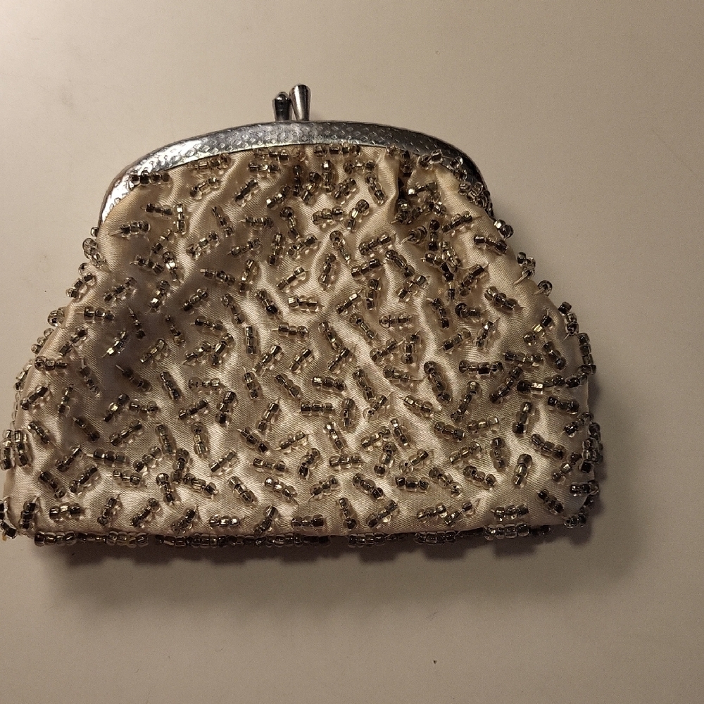 Elegant Beaded Clutch in Cream and Silver